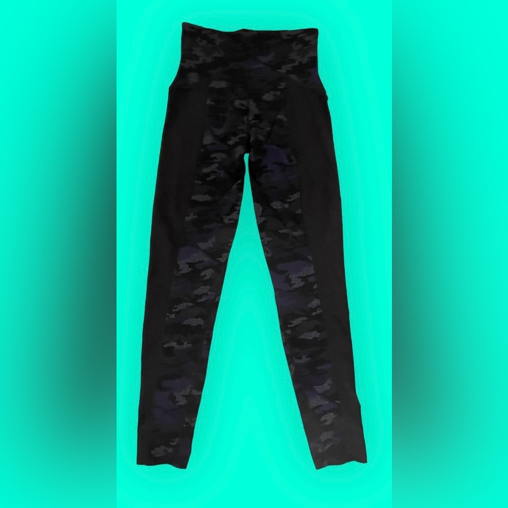 Spanx Leggings - Picture 2 of 7